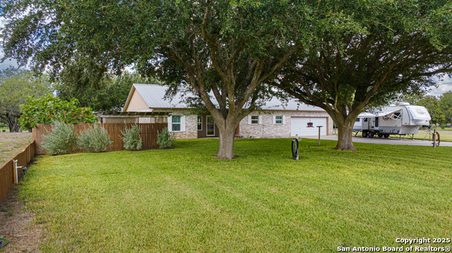 Image 2 of 43 For 162 Peninsula Dr