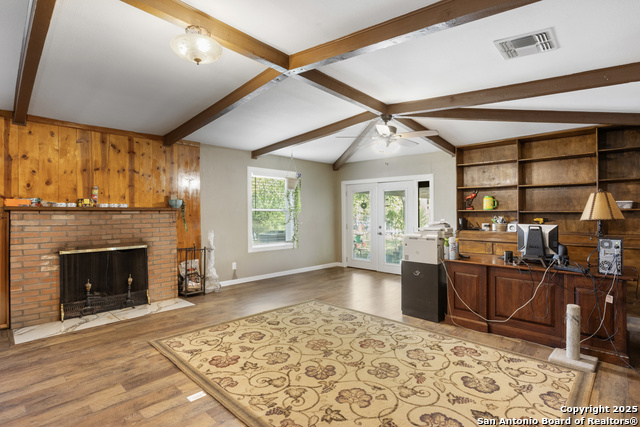 Image 19 of 48 For 106 County Road 6611