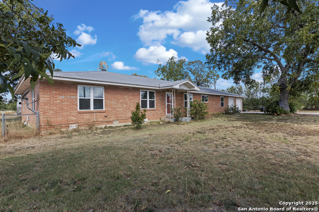 Image 3 of 48 For 106 County Road 6611