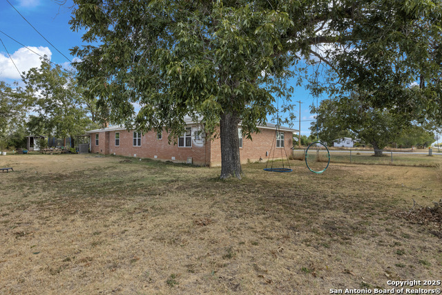 Image 31 of 48 For 106 County Road 6611