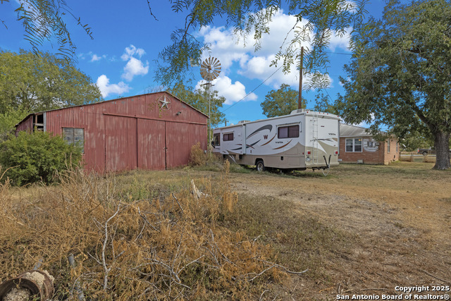 Image 32 of 48 For 106 County Road 6611