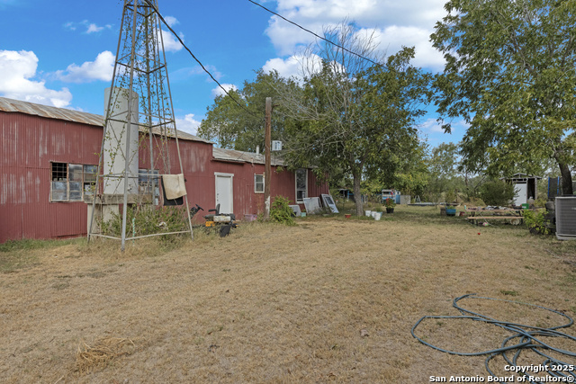 Image 33 of 48 For 106 County Road 6611