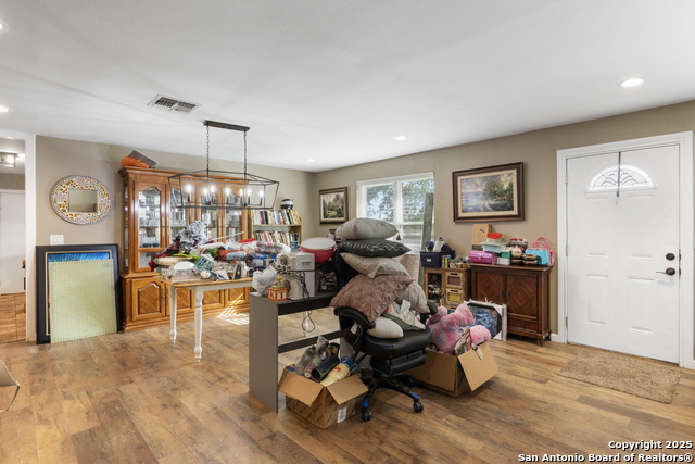 Image 7 of 48 For 106 County Road 6611