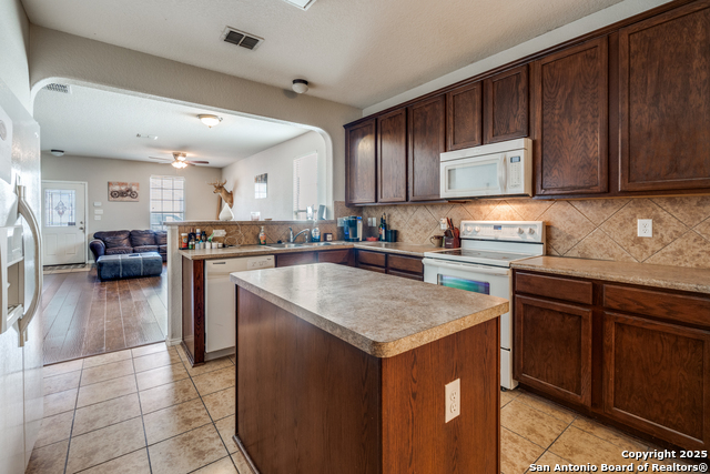 Image 11 of 21 For 4011 Ashleaf Pecan