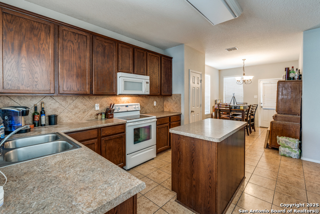 Image 12 of 21 For 4011 Ashleaf Pecan
