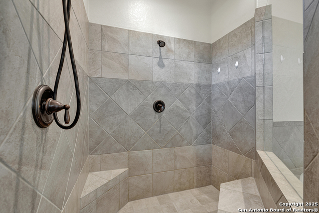 Image 23 of 51 For 1987 Appellation