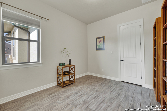 Image 25 of 51 For 1987 Appellation