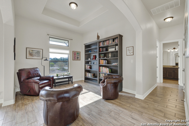 Image 6 of 51 For 1987 Appellation