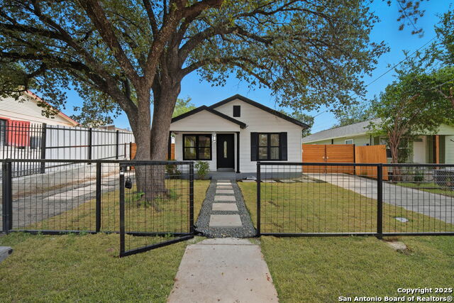 Details for 114 Alexander, San Antonio, TX 78201