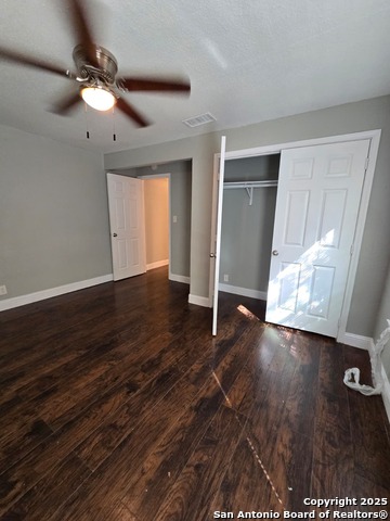 Image 11 of 13 For 1718 Commercial  B