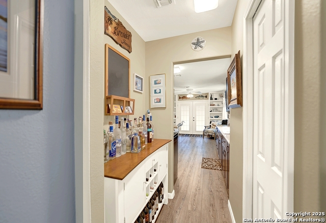 Image 14 of 41 For 201 Ridge Harbor Dr