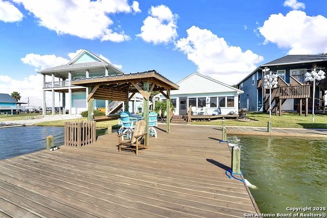 Image 36 of 41 For 201 Ridge Harbor Dr