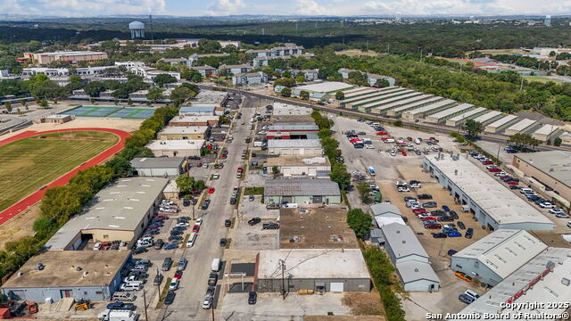 Image 34 of 35 For 8402 Speedway Dr