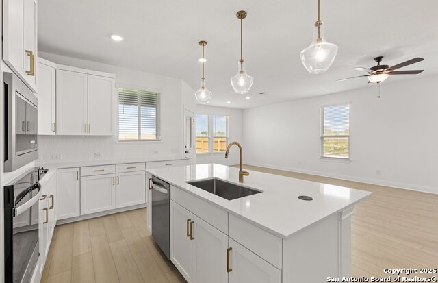 Image 11 of 32 For 419 Nightingale Ave