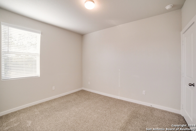 Image 11 of 13 For 4506 Stark Aly