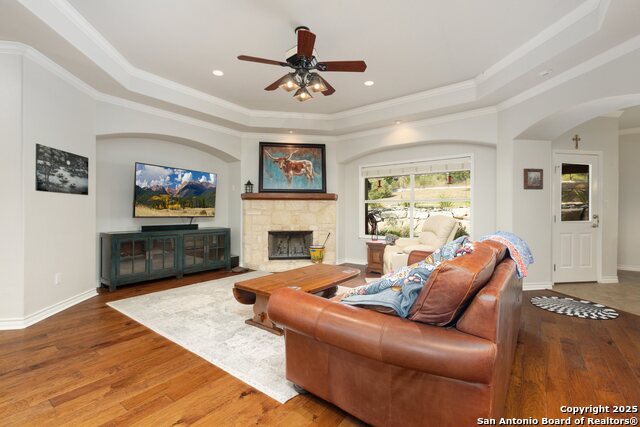 Image 8 of 42 For 26008 Timberline