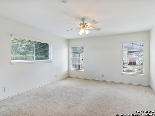 Image 17 of 29 For 915 Tamworth Drive