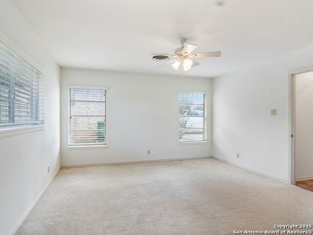 Image 18 of 29 For 915 Tamworth Drive