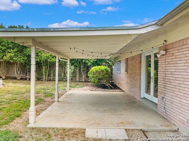 Image 25 of 29 For 915 Tamworth Drive