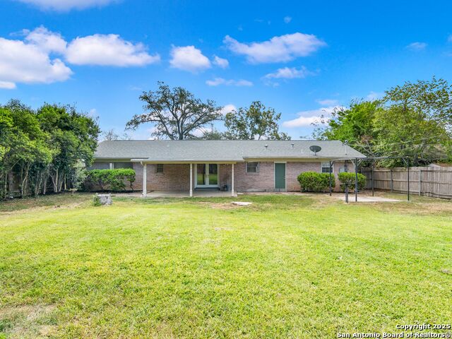 Image 28 of 29 For 915 Tamworth Drive