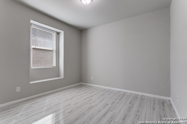 Listing photo id 12 for 10223 Meadow Lark