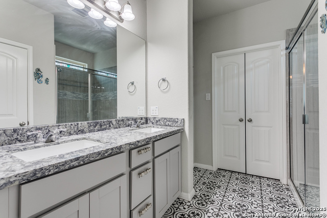 Listing photo id 21 for 10223 Meadow Lark