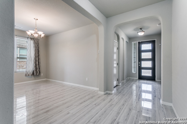 Listing photo id 1 for 10223 Meadow Lark