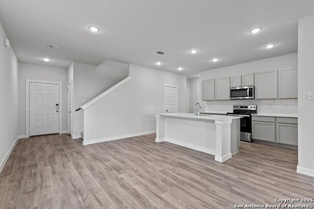 Image 7 of 18 For 9019 Sand Dune Vis