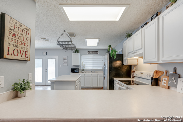 Image 14 of 29 For 9538 Campton Farms