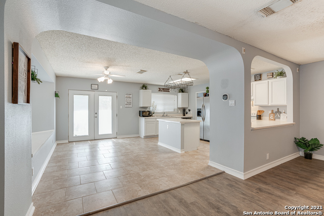 Image 7 of 29 For 9538 Campton Farms