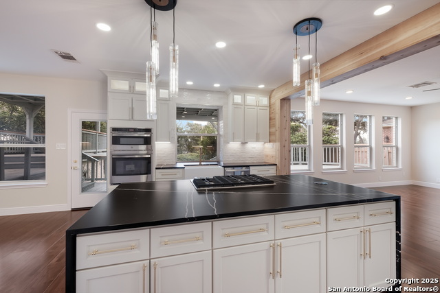 Image 11 of 32 For 726 Mello Oak