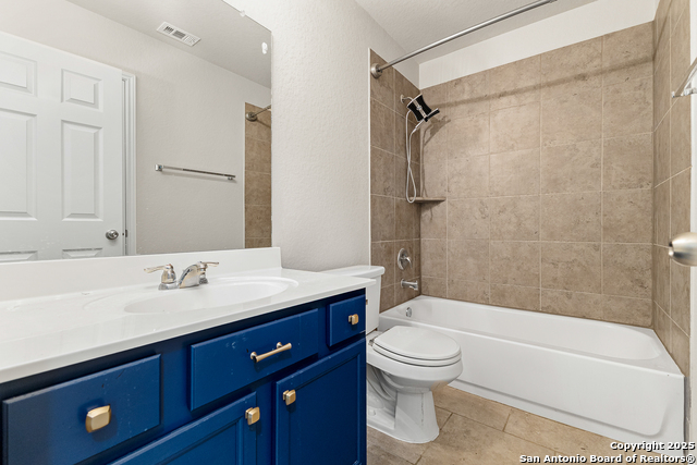 Image 8 of 25 For 2122 York