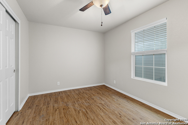 Image 9 of 25 For 2122 York