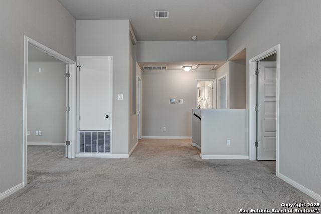 Image 19 of 35 For 11618 Tribute Oaks