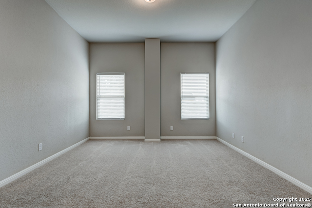 Image 20 of 35 For 11618 Tribute Oaks