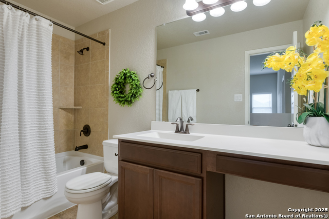 Image 27 of 35 For 11618 Tribute Oaks