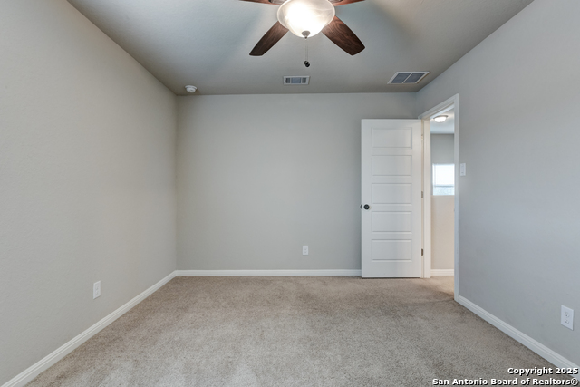 Image 29 of 35 For 11618 Tribute Oaks