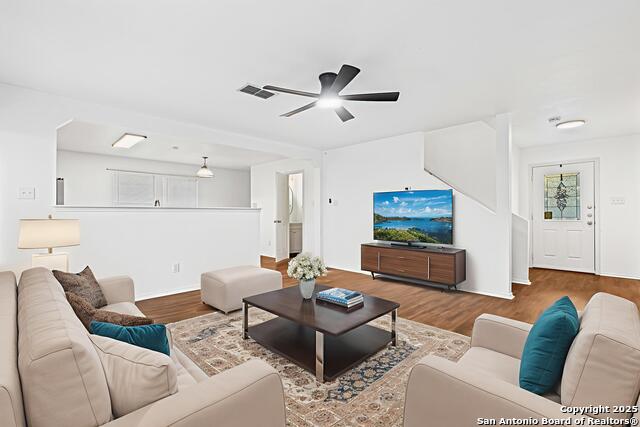 Image 3 of 16 For 3419 Ashleaf Wells