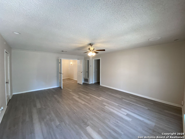 Image 18 of 28 For 134 Cantrell