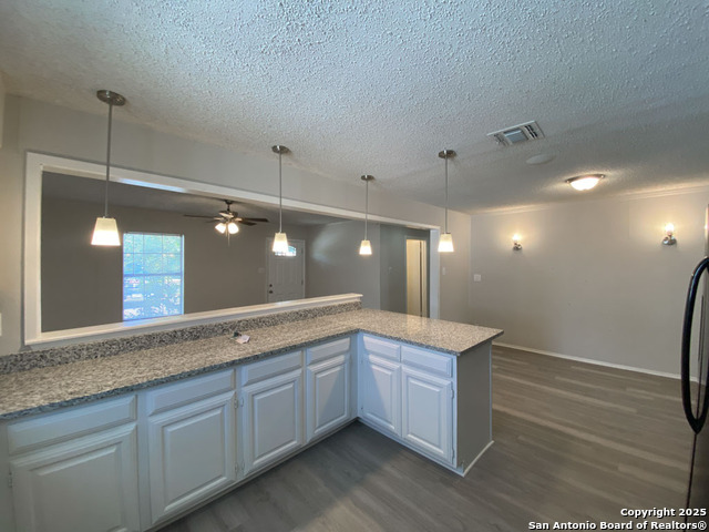 Image 2 of 28 For 134 Cantrell