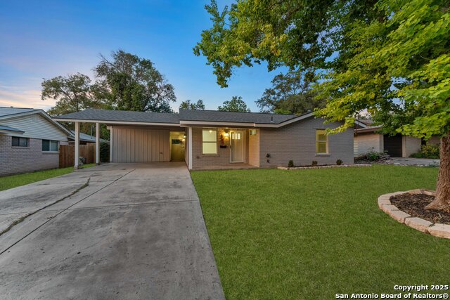 Details for 307 Dawnridge Dr, San Antonio, TX 78213
