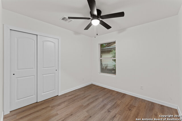 Image 19 of 31 For 307 Dawnridge Dr