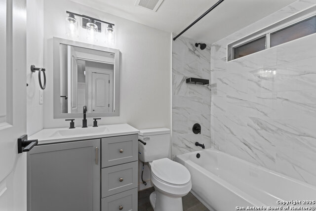 Image 22 of 31 For 307 Dawnridge Dr