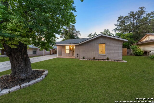 Image 7 of 31 For 307 Dawnridge Dr