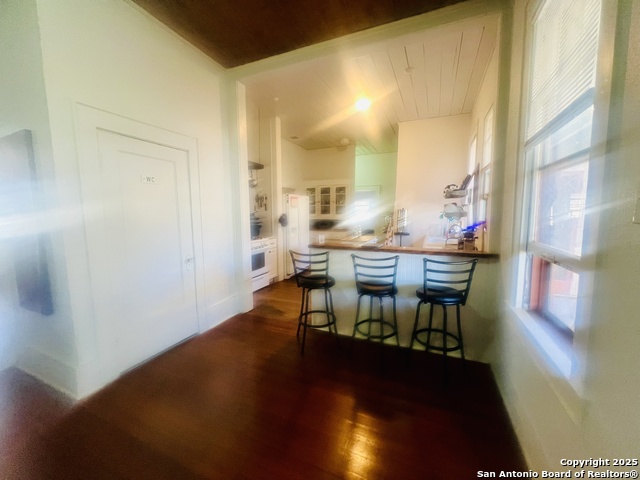 Image 12 of 34 For 403 Blanco Rd