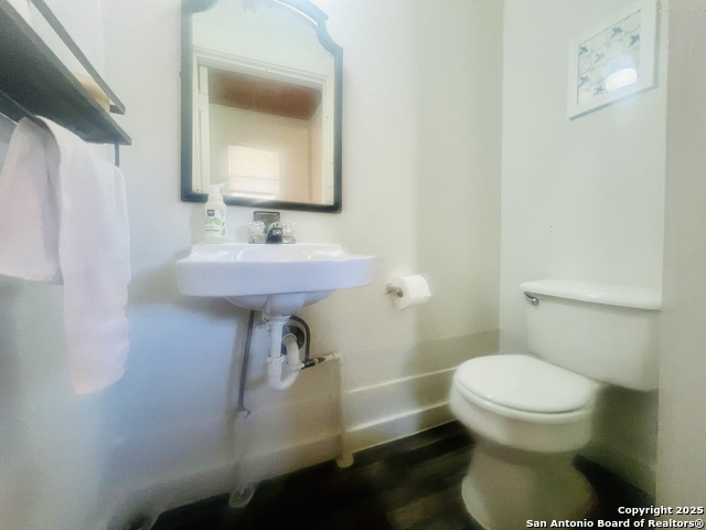 Image 19 of 34 For 403 Blanco Rd