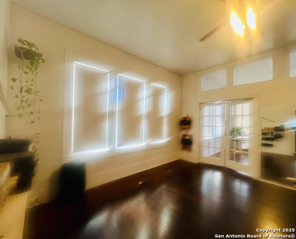 Image 25 of 34 For 403 Blanco Rd