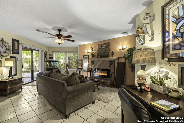 Image 16 of 32 For 14003 Cougar Rock Drive