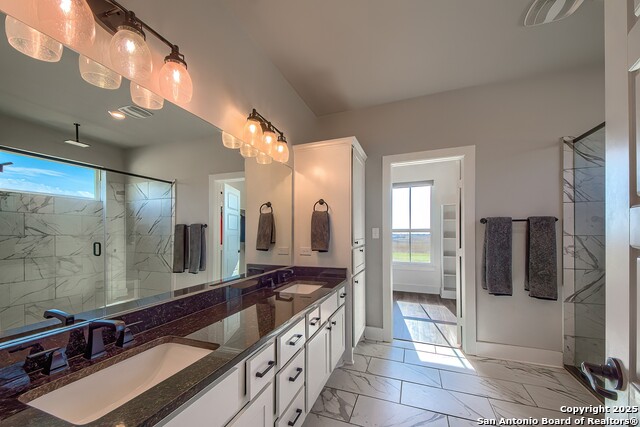 Image 5 of 49 For 232 Scenic Hills Dr