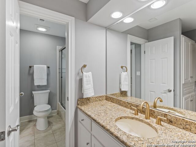 Image 33 of 74 For 17122 Fawn Brook